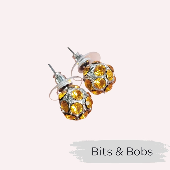 ๐3 for $25๐ Golden Crystal Ball Stud Earrings - Picture 1 of 3